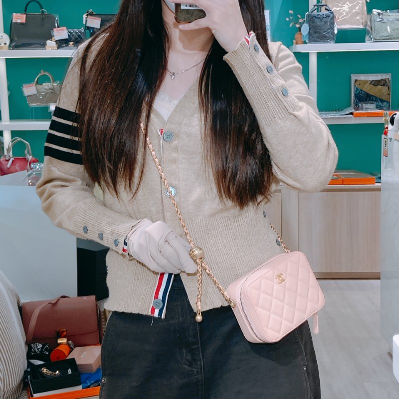 TW4751 Chanel 香奈兒小羊皮珊瑚粉金球相機包 Camera Bag With Ball Chain Lambskin Coral Pink x GHW-1