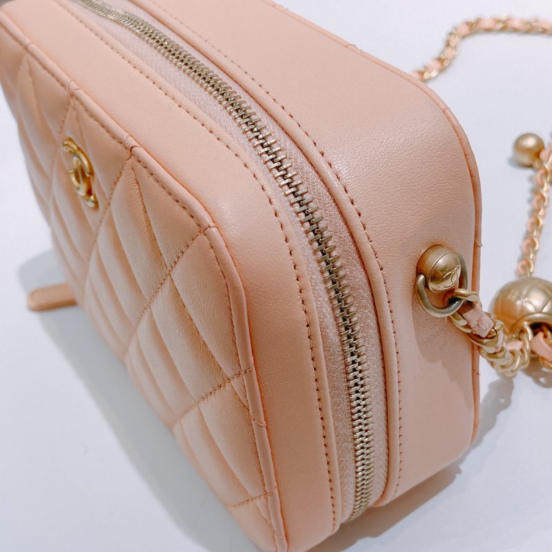 TW4751 Chanel 香奈兒小羊皮珊瑚粉金球相機包 Camera Bag With Ball Chain Lambskin Coral Pink x GHW-8