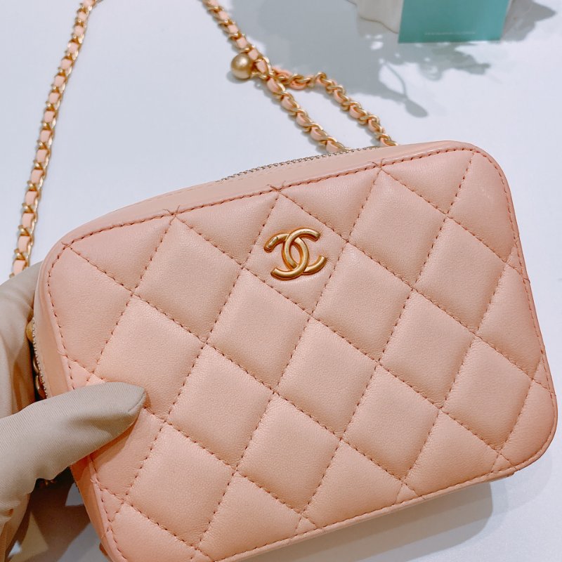 TW4751 Chanel 香奈兒小羊皮珊瑚粉金球相機包 Camera Bag With Ball Chain Lambskin Coral Pink x GHW-10