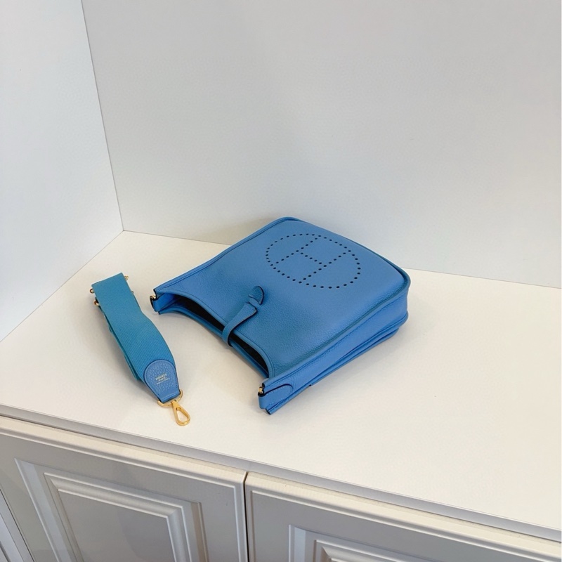 【98新🆕】Hermes糖果藍 金扣Evelyne 29 伊芙琳 單肩包-6