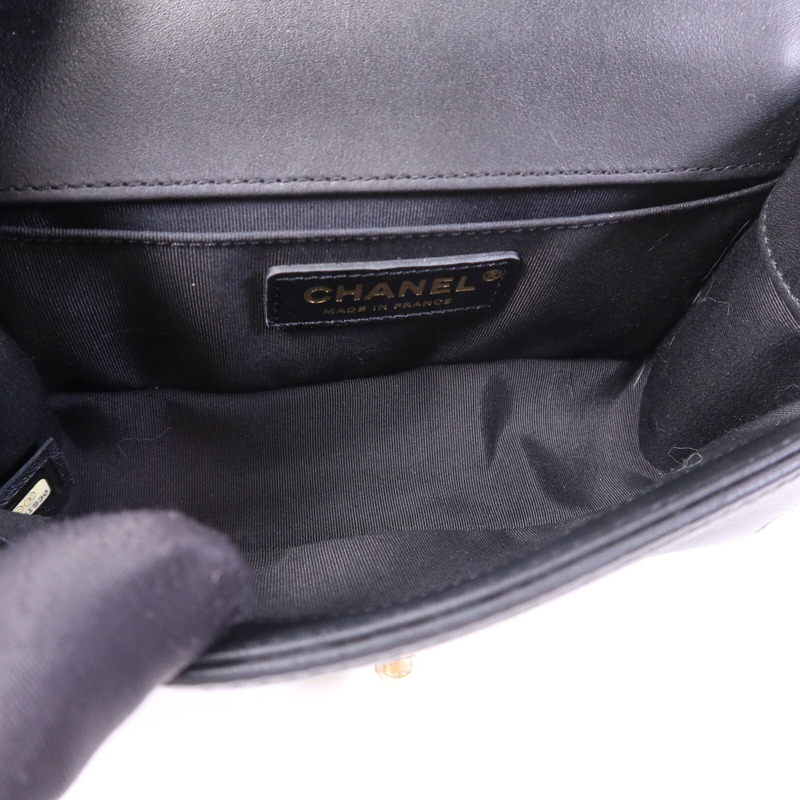 CHANEL 牛皮皮革Boy 20金扣鏈帶肩背袋-4