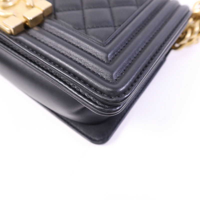 CHANEL 牛皮皮革Boy 20金扣鏈帶肩背袋-10