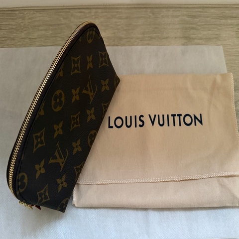 【LOUIS VUITTON】M47515 Monogram 化妝包／全新未使用／附盒附防塵袋
