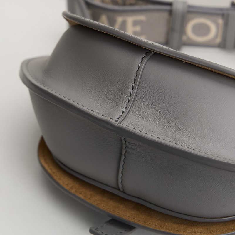 二手Loewe Gate mini 珍珠灰-7