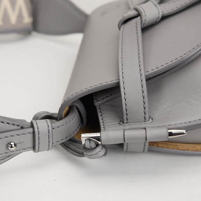 二手Loewe Gate mini 珍珠灰-13