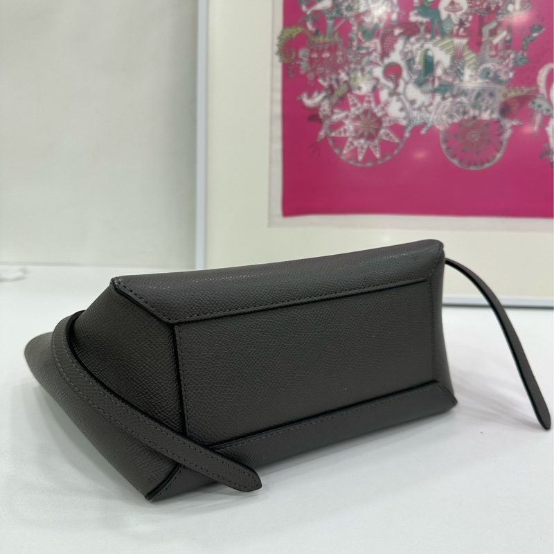 Celine賽琳 Micro深灰鯰魚包 19年 24×20×12-5