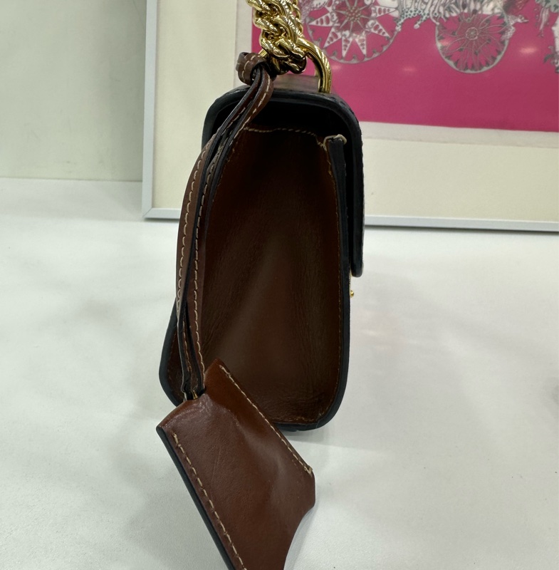 Gucci/古馳 Padlock黑色月光寶盒小號鏈條包 底長約20cm-3