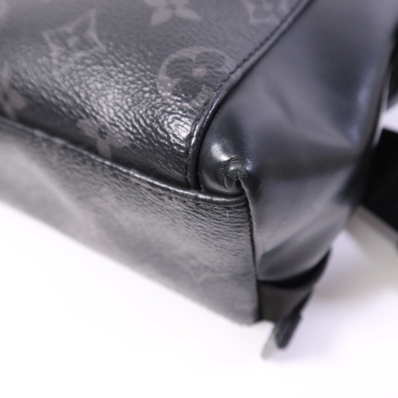 LOUIS VUITTON Monogram Eclipse Messenger PM Voyager銀扣肩背袋-13