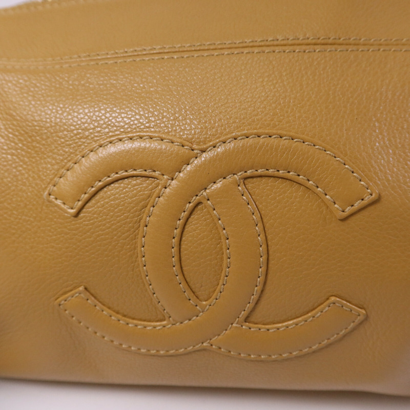 CHANEL 牛皮皮革Vintage Handbag金扣手挽袋-13