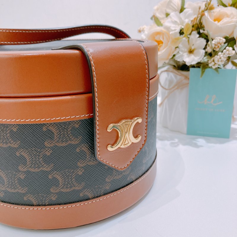 TW4754 Celine賽琳 經典印花牛皮革圓筒中號 Medium Triomphe Canvas Tambour Crossbody Bag-6