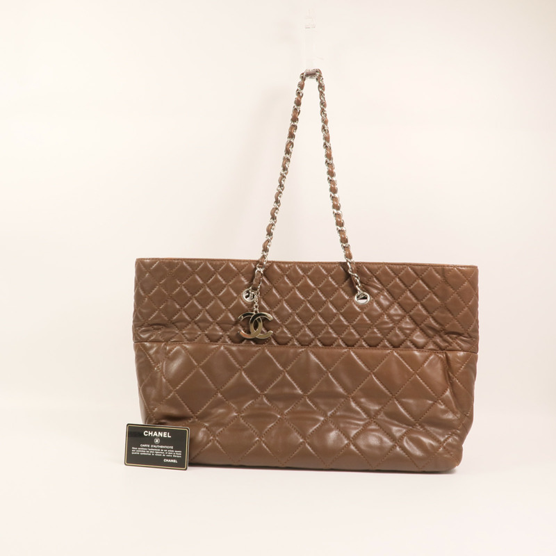 CHANEL 牛皮皮革Matelasse Chain Large銀扣鏈帶手挽袋-9