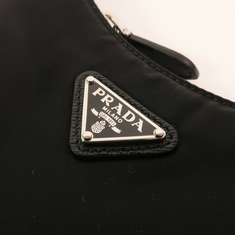 PRADA 尼龍Re-Edition 2005銀扣鏈帶肩背袋-16