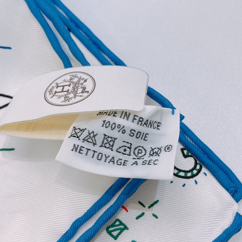 TW4746  Hermes 愛馬仕 90cm方巾 H標誌 Please Hold The Line 90x90cm Scarf Blanc/Blue-9