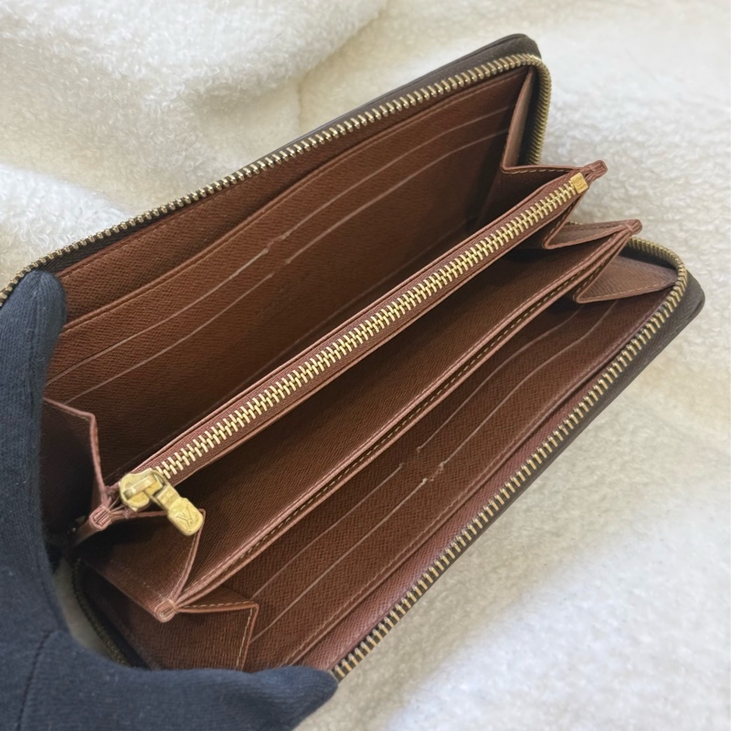 Lv經典老花拉鏈長夾-6