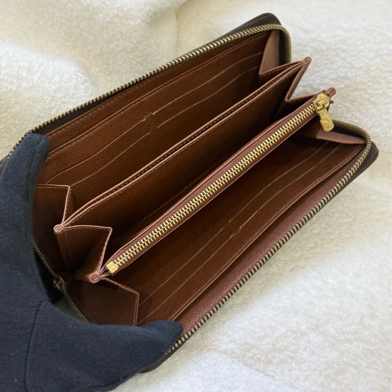 Lv經典老花拉鏈長夾-7