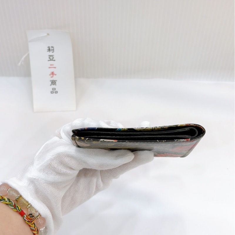 莉亞精品♡ Gucci 花卉對開短夾 黑 二手美品-3