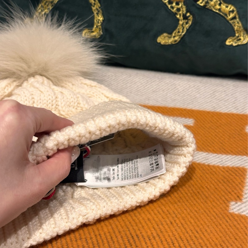 Moncler Grenoble 頂級羊絨混紡狐狸毛球針織帽 (米白色)-9