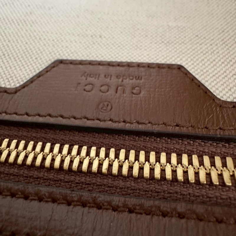 💖不買會後悔‼️超百搭 烏木色拼棕色經典花紋斜背包-20