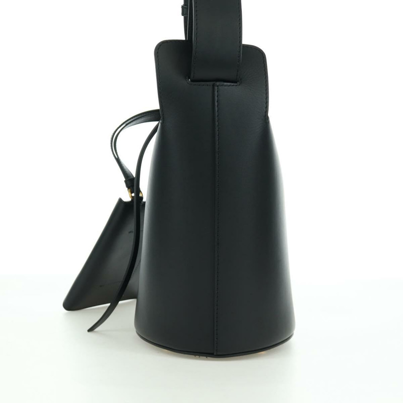 【日本直送】BURBERRY 水桶單肩包 皮革 黑色 金色 正品 am10807V-2