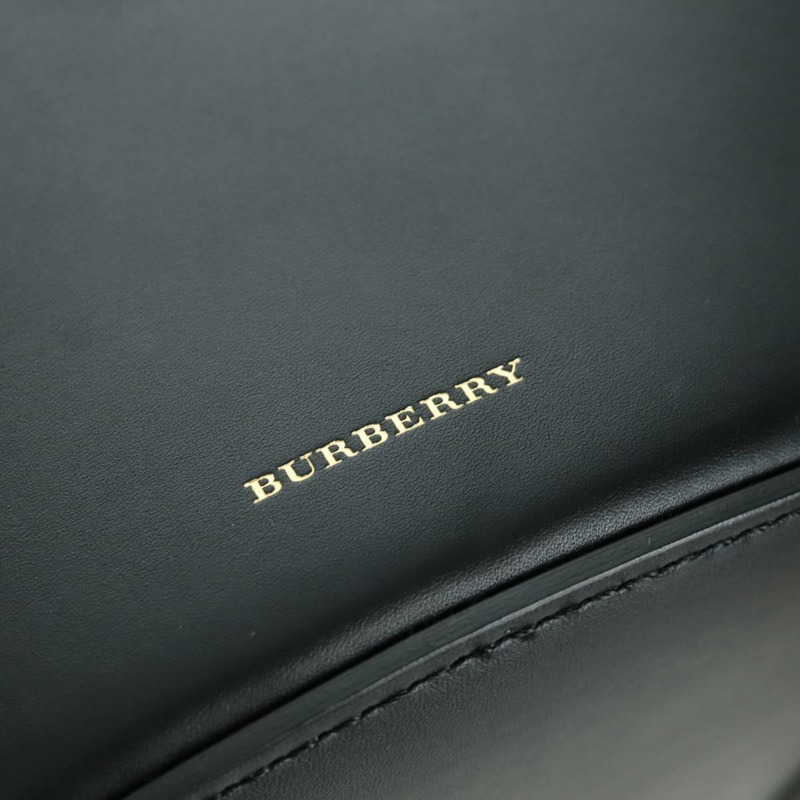 【日本直送】BURBERRY 水桶單肩包 皮革 黑色 金色 正品 am10807V-17