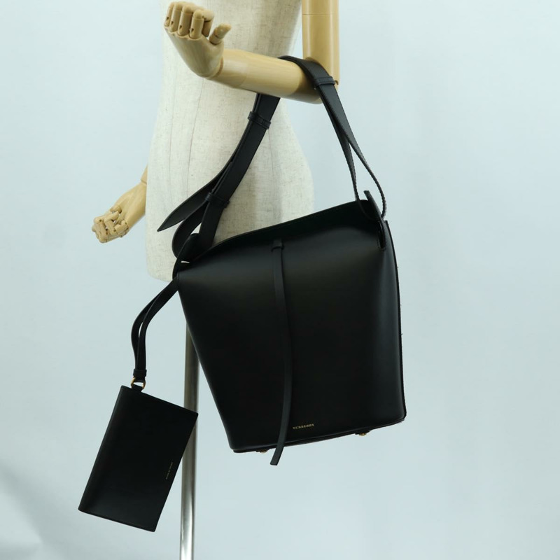 【日本直送】BURBERRY 水桶單肩包 皮革 黑色 金色 正品 am10807V-25