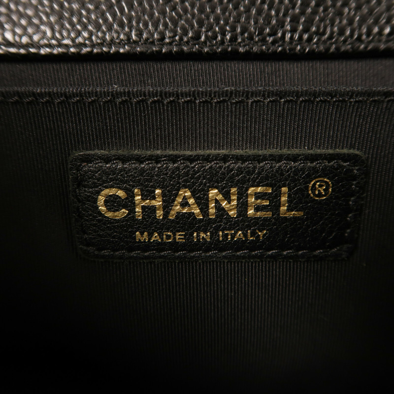 CHANEL 牛皮皮革Boy 25金扣肩背袋-5