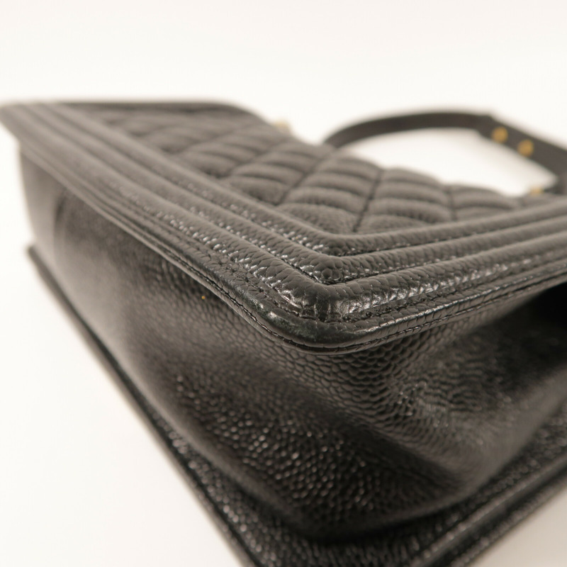 CHANEL 牛皮皮革Boy 25金扣肩背袋-12