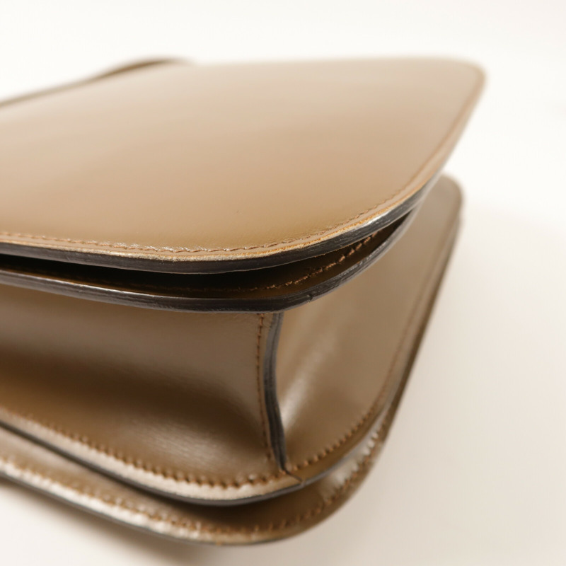 CELINE 牛皮皮革Classic Box金扣肩背袋-11