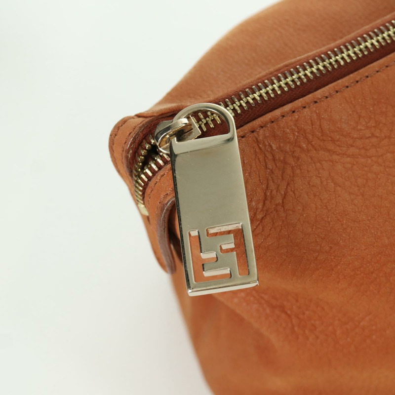 【日本直送】FENDI 棕色金色皮革手提包 正品 ARZ252V-17