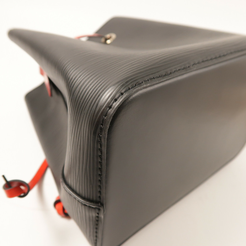 LOUIS VUITTON Epi Neo Noe BB銀扣手挽肩背兩用袋-11