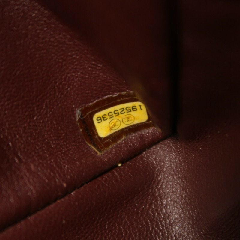 CHANEL 羊皮皮革Camera Bag金扣鏈帶肩背袋-6