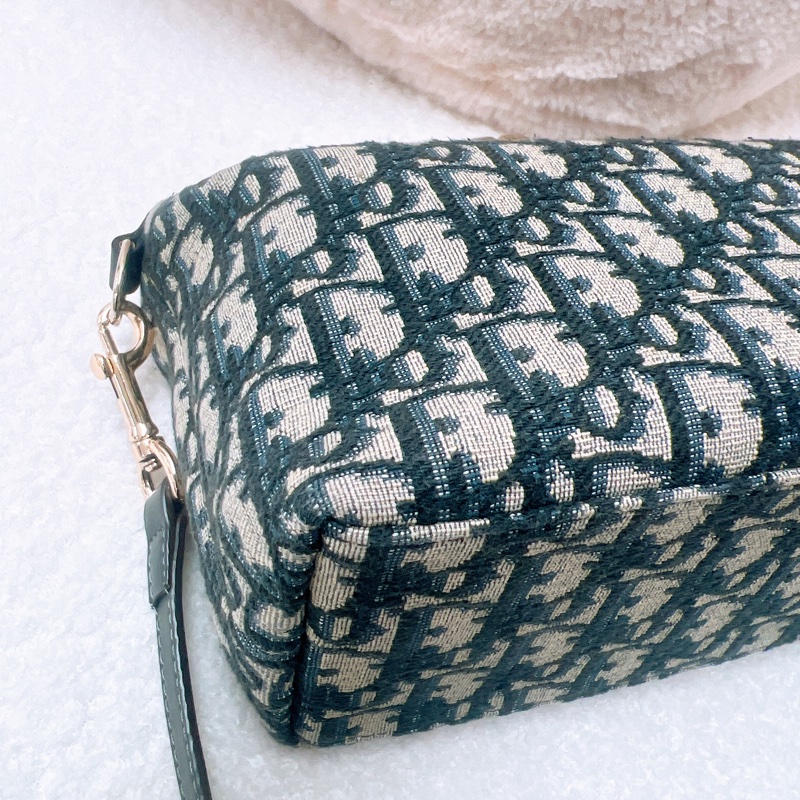 Dior diortravel nomad 藍色老花飯盒包/腋下包-6