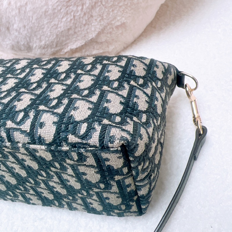 Dior diortravel nomad 藍色老花飯盒包/腋下包-7