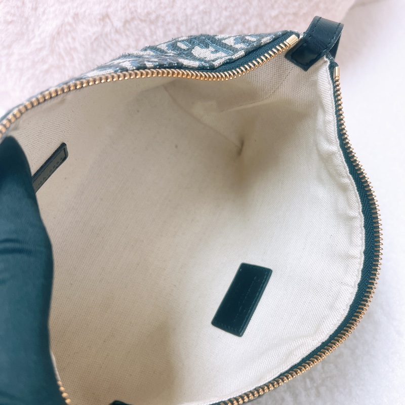 Dior diortravel nomad 藍色老花飯盒包/腋下包-10