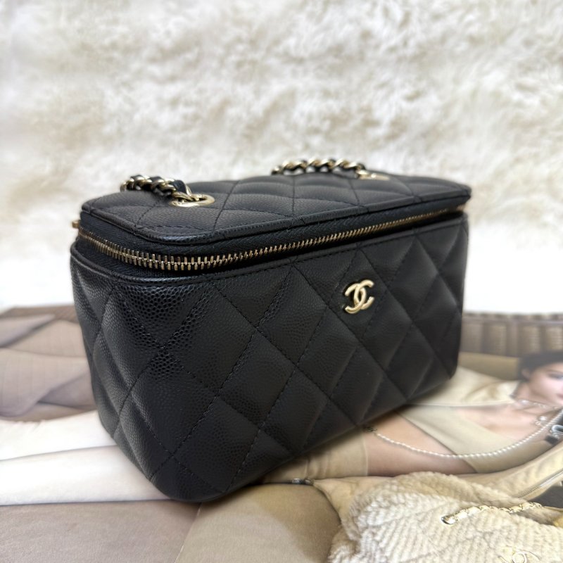 Chanel 黑金 化妆盒 荔枝紋牛皮-2