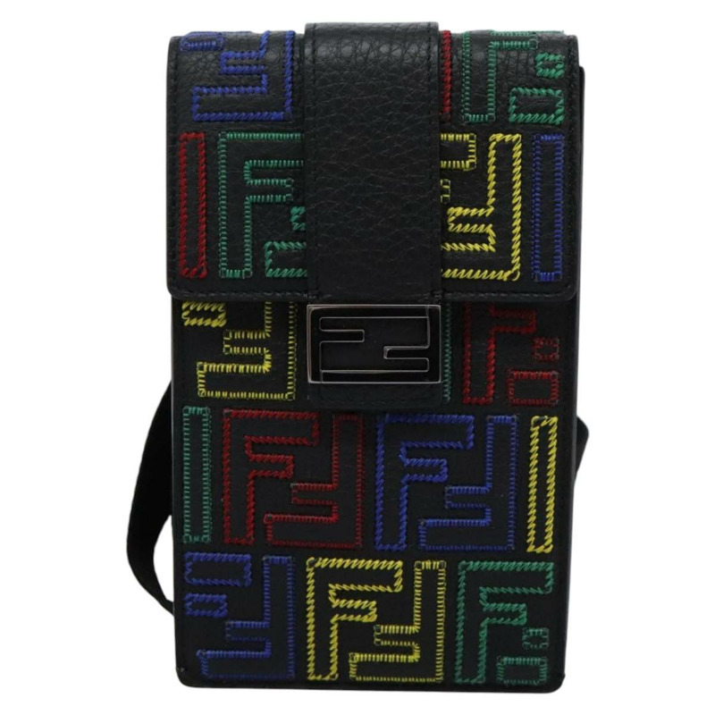 【日本直送】FENDI Zucca 帆布智慧型手機袋黑色正品 110673V-12