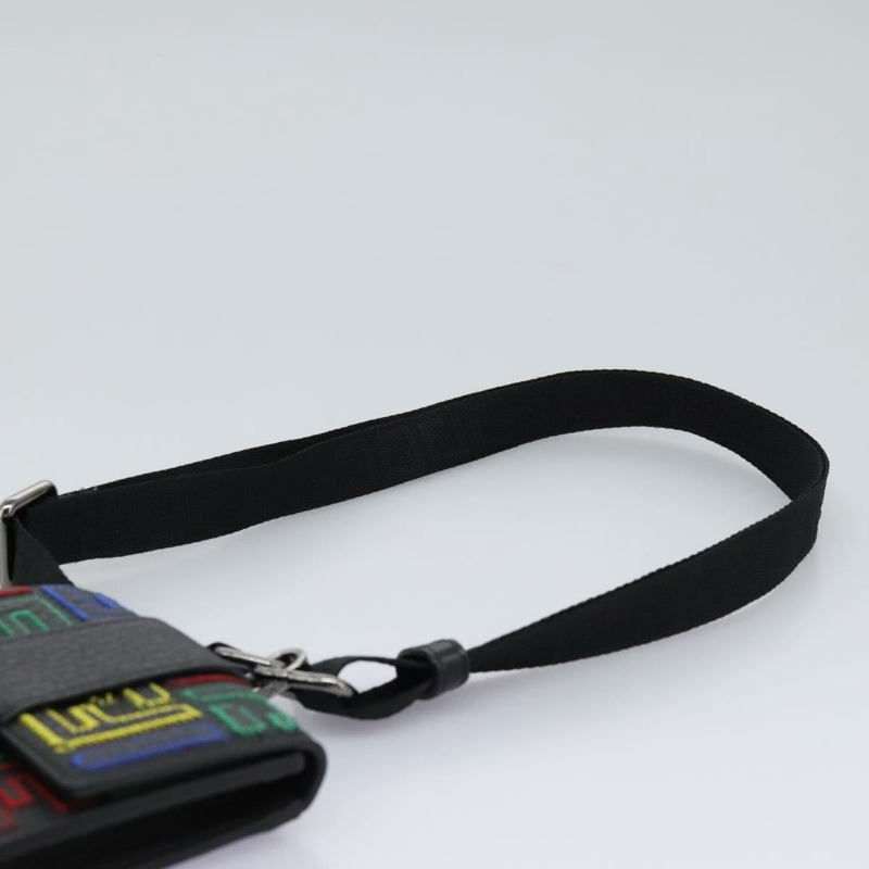 【日本直送】FENDI Zucca 帆布智慧型手機袋黑色正品 110673V-13