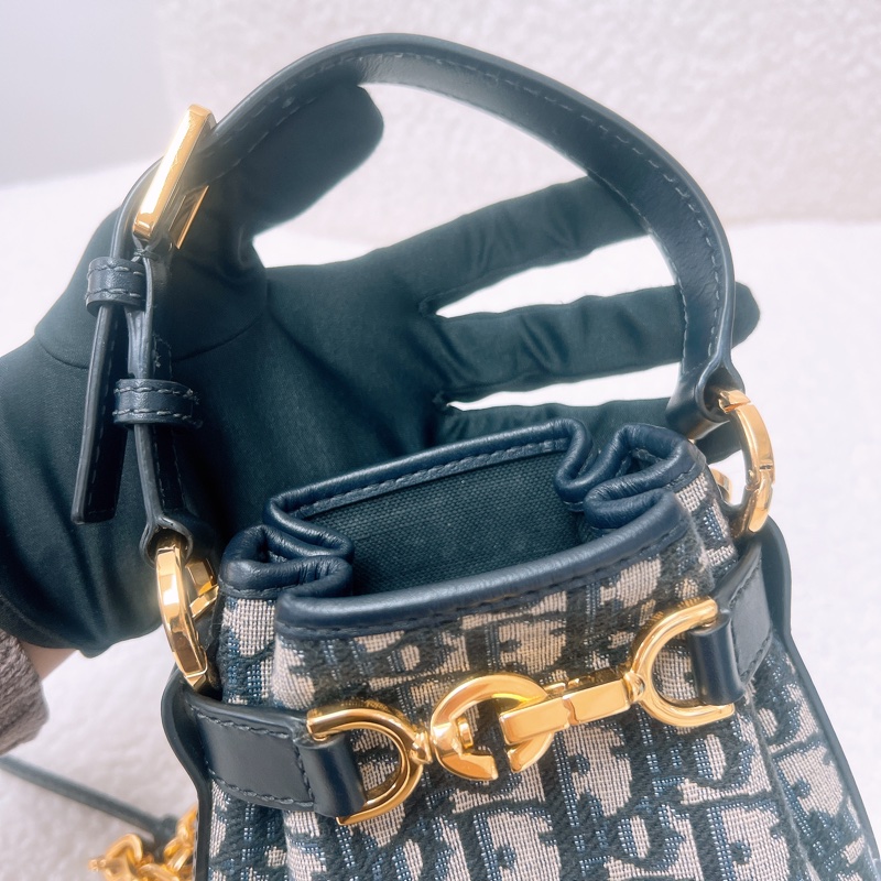 Dior c’est dior 藍色老花小號水桶斜挎包-9