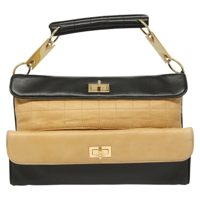【日本直送】香奈兒 Choco Bar 手提包，羊皮，米色/黑色，CC 標誌，貨號 123516V-12