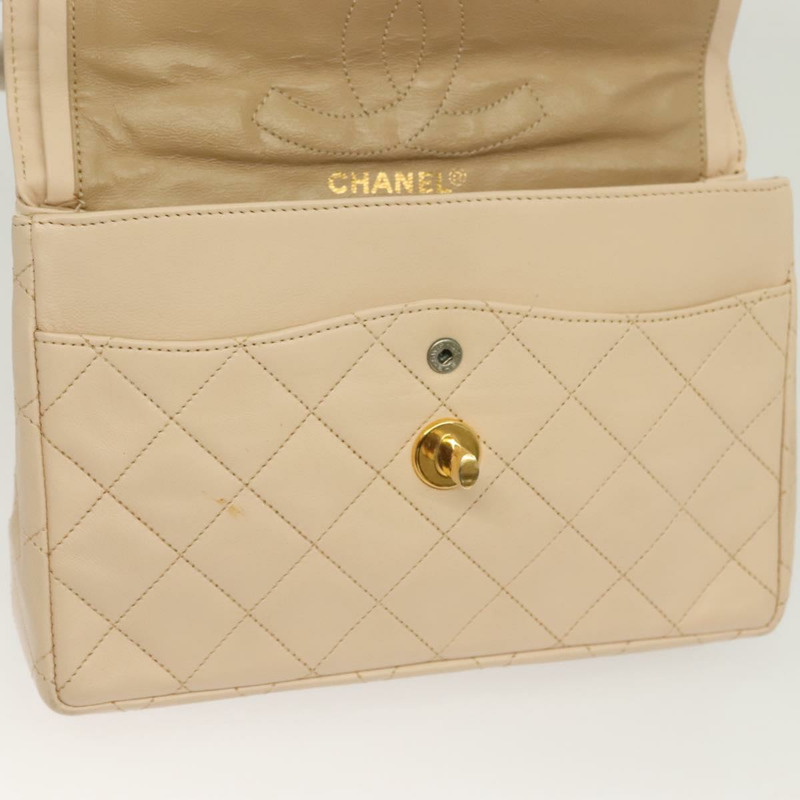 【日本直送】香奈兒 (CHANEL) Matelasse Paris Only 雙蓋鏈條包 米色皮革 CC Auth bs29364V-22