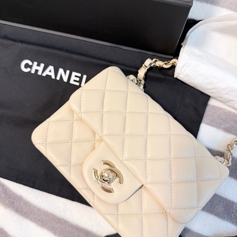 全新法國購入正品 CHANEL 香奈兒 經典迷你口蓋包 mini flap bag 17cm 方胖 側背包 斜背包 全配有購證
