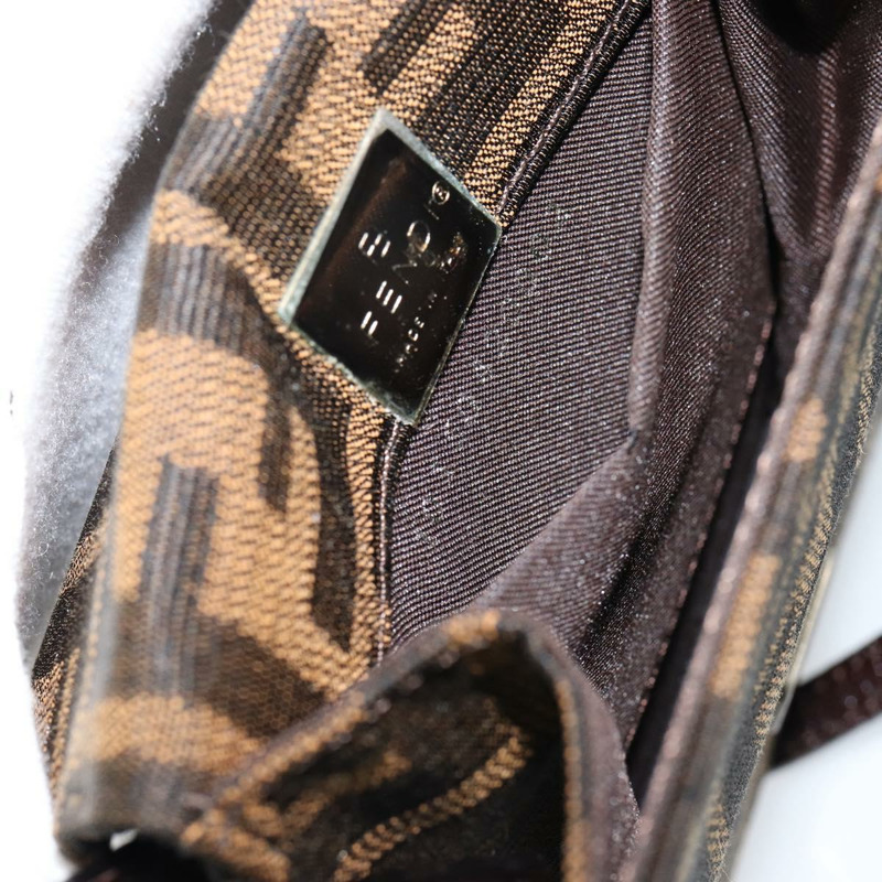 【日本直送】FENDI Zucca帆布Mamma Baguette單肩包 黑色 棕色 銀色 正品 148188V-11