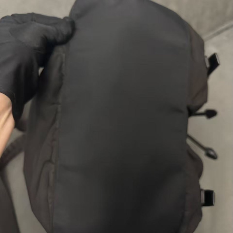 Prada黑銀雙肩包30cm-5