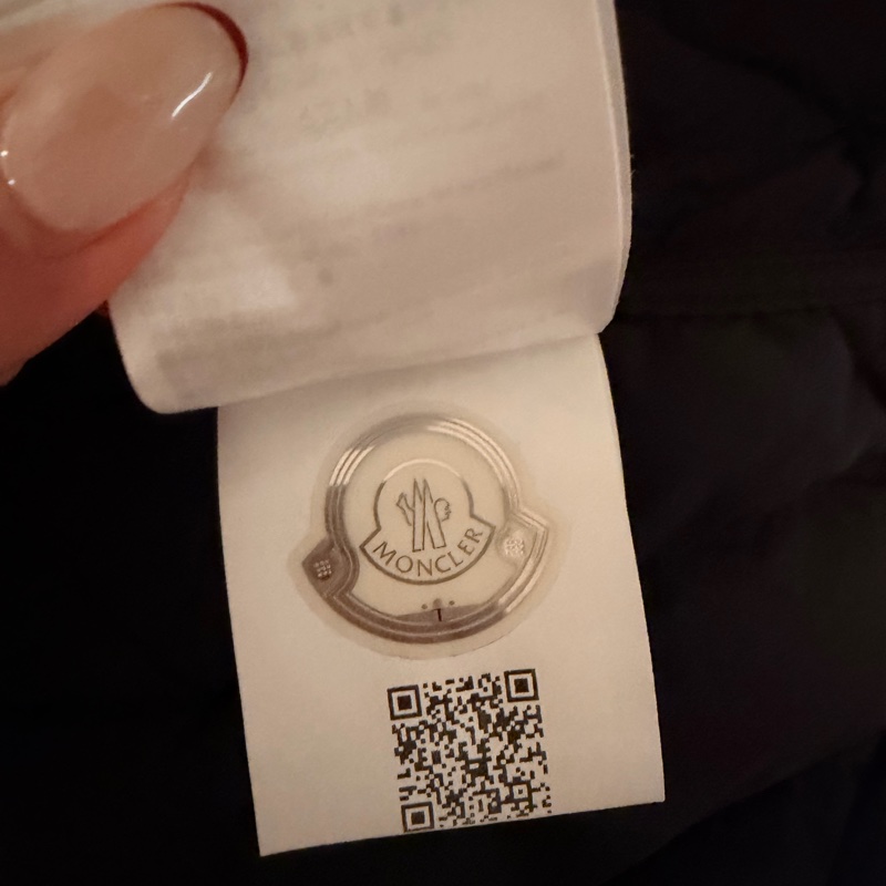 99成新｜MONCLER 90% 鵝絨填充 X 羊毛拼接口袋背心/ 黑-4