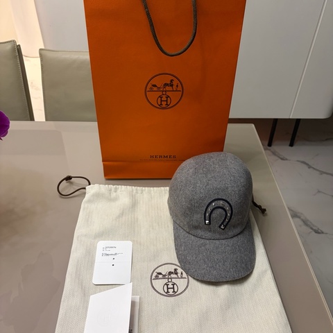 HERMES灰色100%山羊絨棒球帽