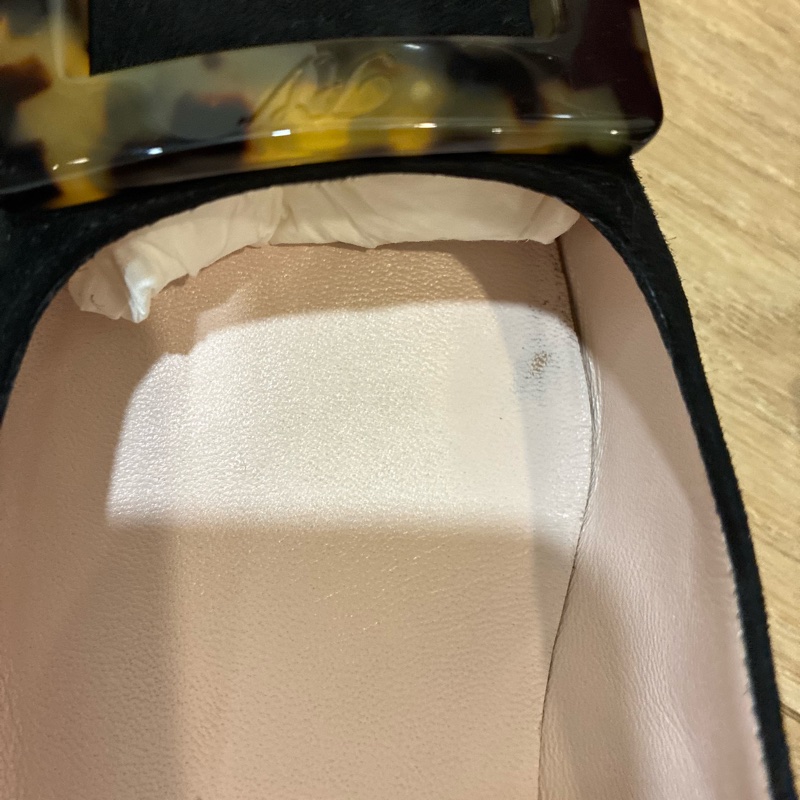 Roger Vivier pumps系列 黑色麂皮玳瑁扣跟鞋 36寸-16