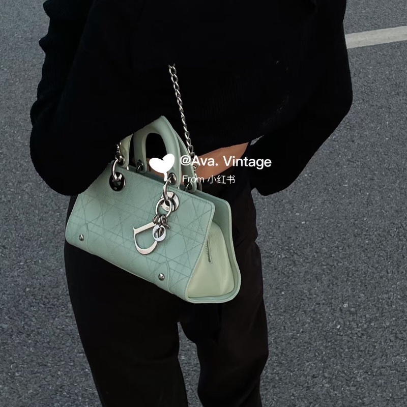 Dior中古橫版黛妃手提包 銀扣 薄荷綠 98新配件塵袋 26*12*9-1