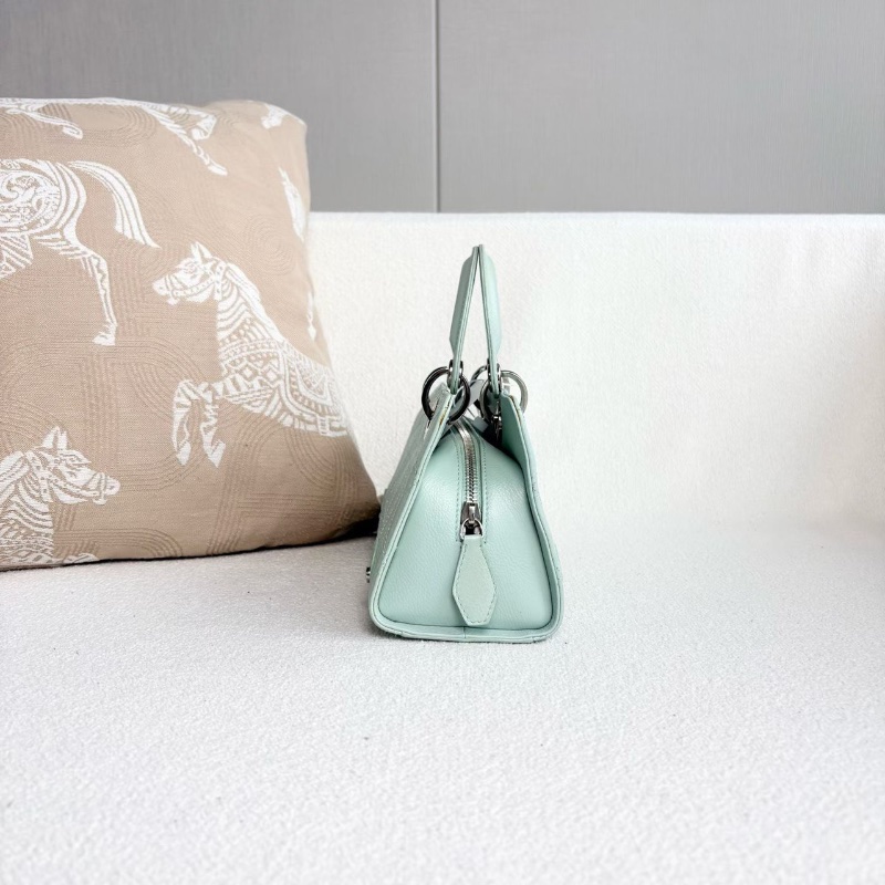 Dior中古橫版黛妃手提包 銀扣 薄荷綠 98新配件塵袋 26*12*9-4