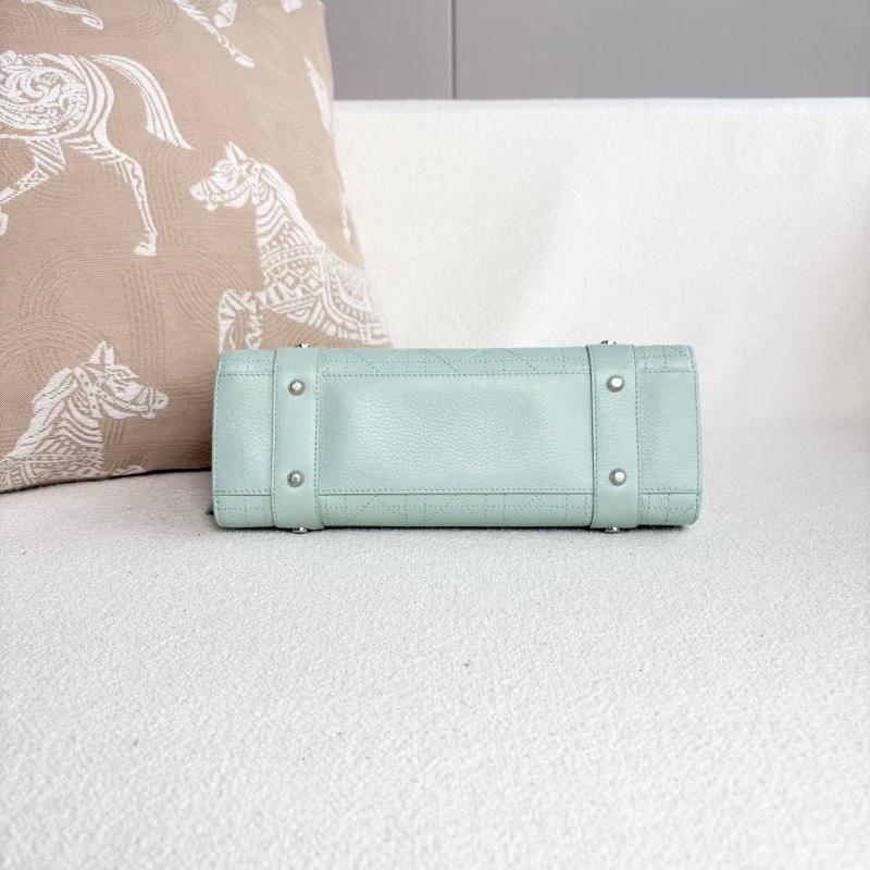 Dior中古橫版黛妃手提包 銀扣 薄荷綠 98新配件塵袋 26*12*9-6