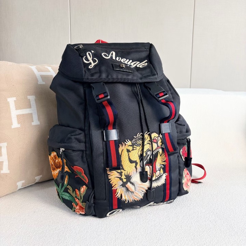 Gucci刺繡虎頭後背包 黑色 98新配件塵袋購證32*45*14-6